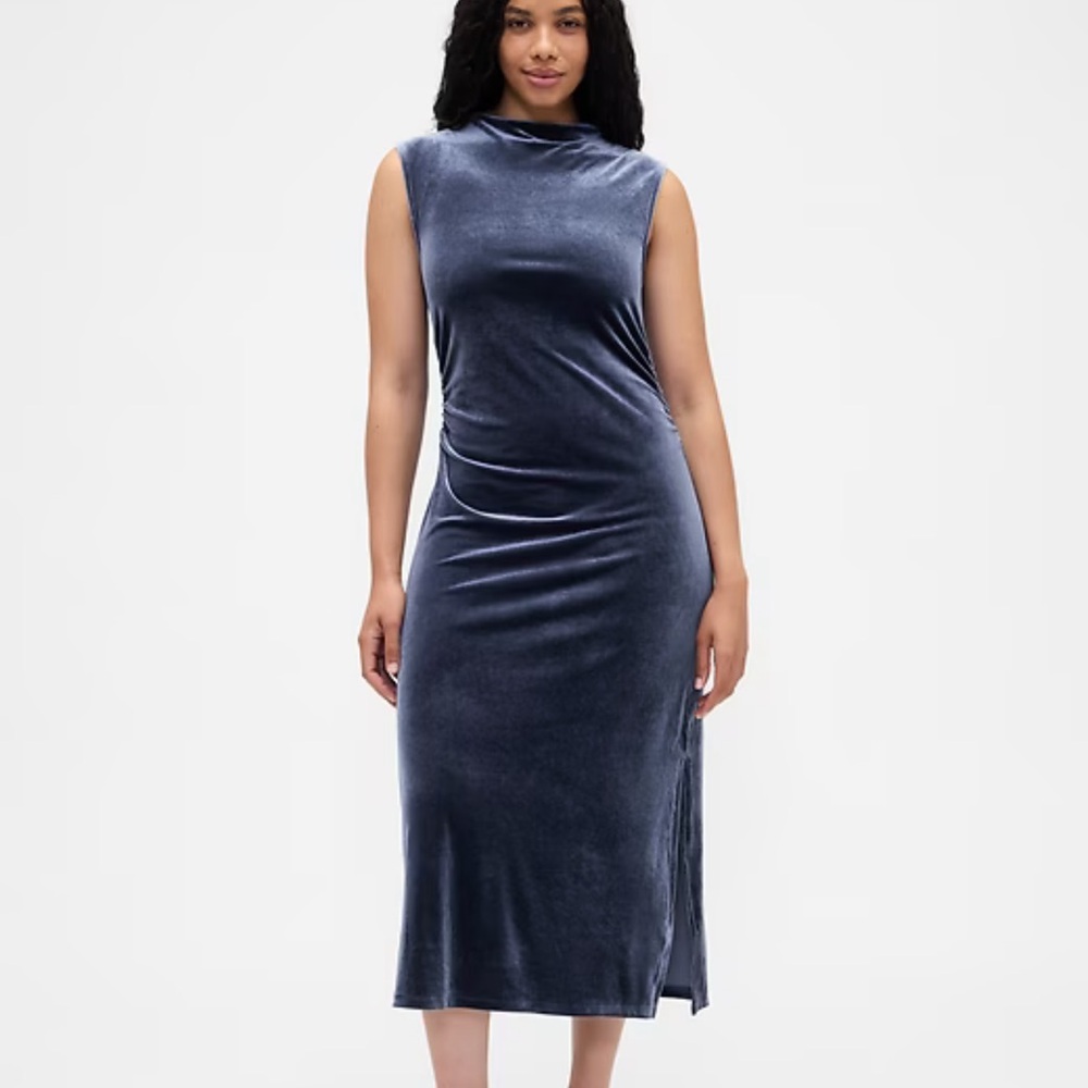 Modern Ribbed Mockneck Midi Dress